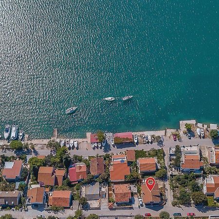 Gorgeous Apartment In Tisno With Kitchen מראה חיצוני תמונה